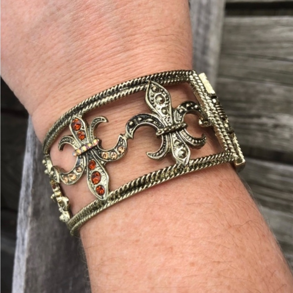 Fleur de Lis Antique Gold Cuff! NEW!